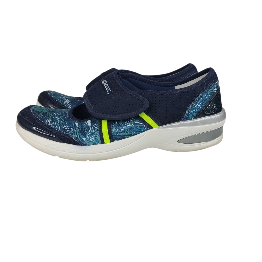 Bzees Runaround Multicolored Fabric Lightweight Comfort Sneakers Size 10